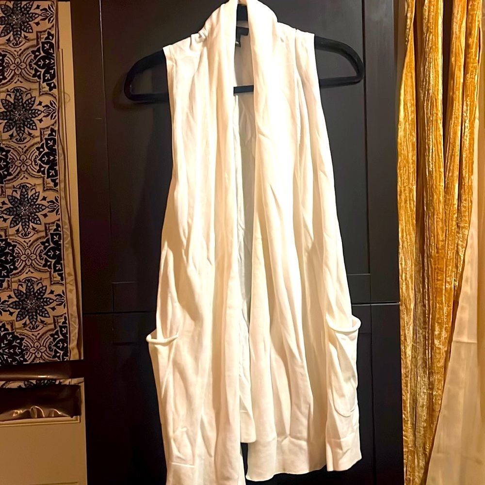 Long cotton vest with pockets